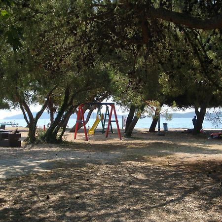 Camp Perna Hotel Kuciste Bagian luar foto